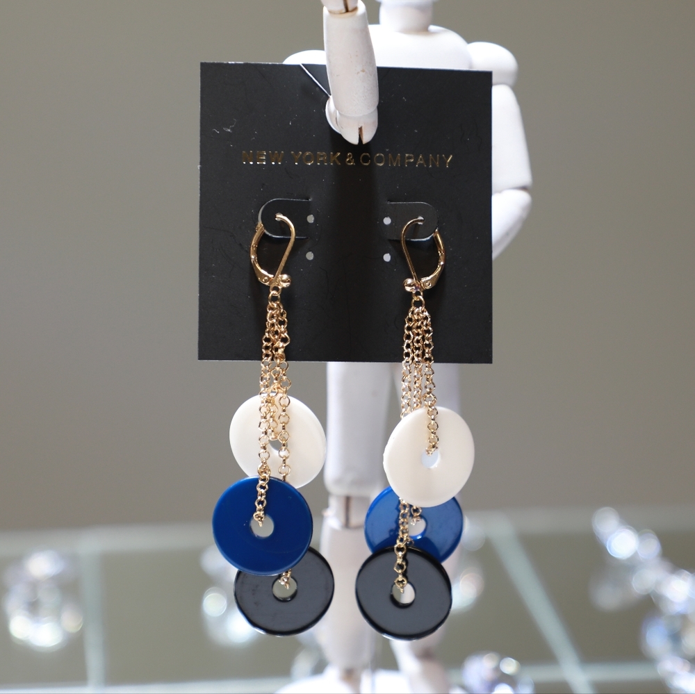 New York and Company Earrings - Picture 5 of 8
